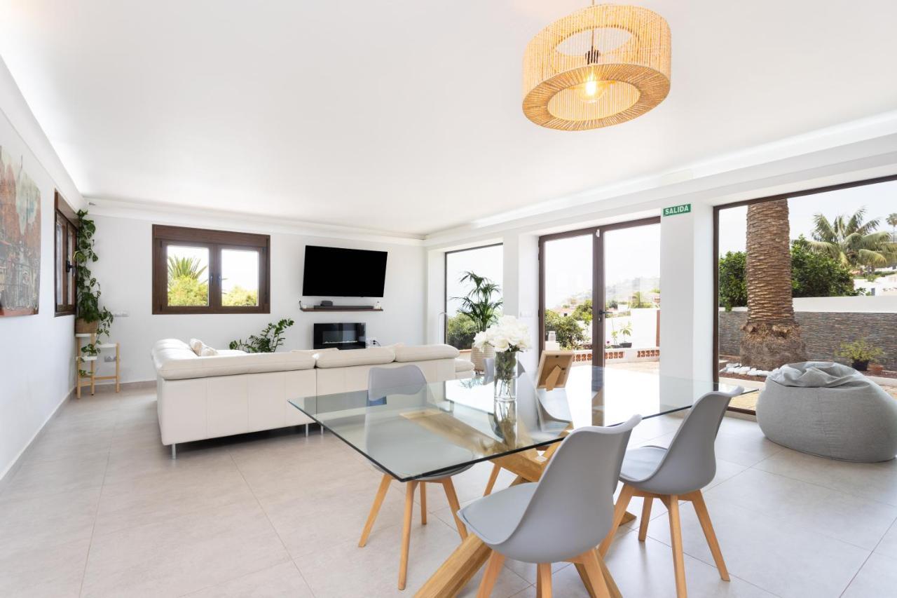 Home2Book Villa Alessandro, Design & Comfort Саузал Екстериор снимка