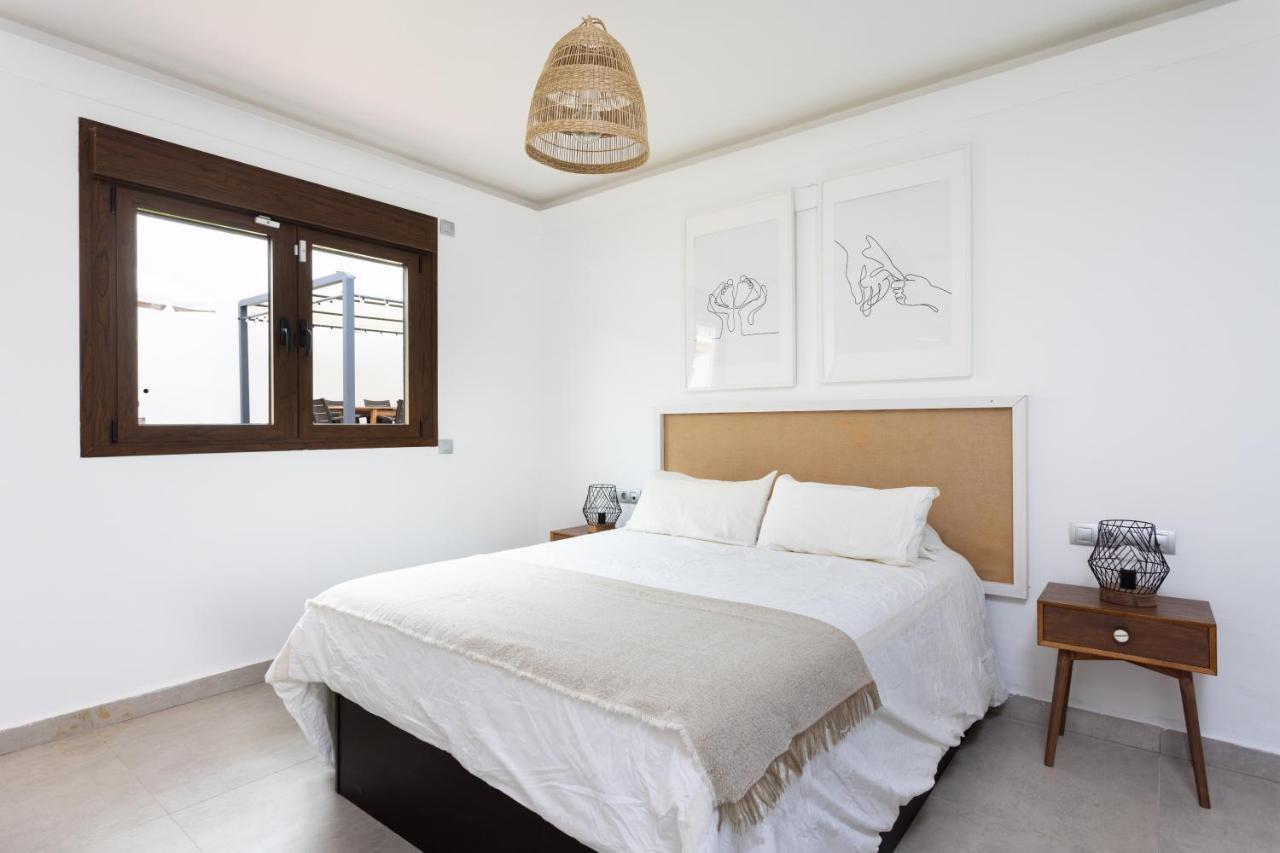 Home2Book Villa Alessandro, Design & Comfort Саузал Екстериор снимка